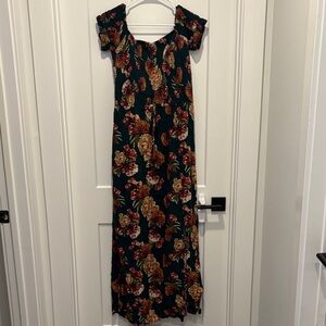Xhilaration Dark Green Floral Maxi Dress